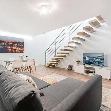 Apartment Guestready - Spotlight - Left