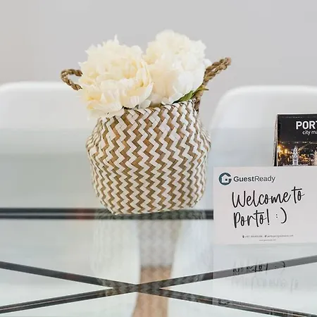 Apartment Guestready - Spotlight - Left