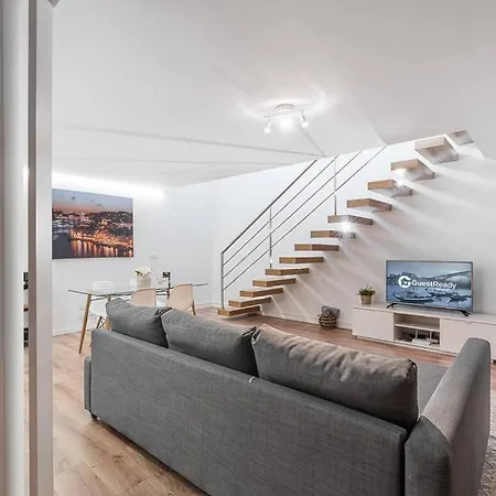 Apartment Guestready - Spotlight - Left
